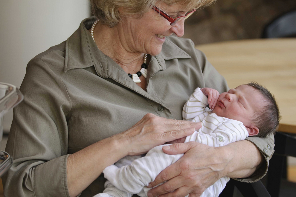 Bebé en casa ¿qué hacemos con las visitas?