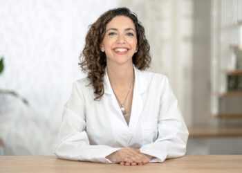 Explorar con la boca: una etapa natural, pero con riesgos importantes